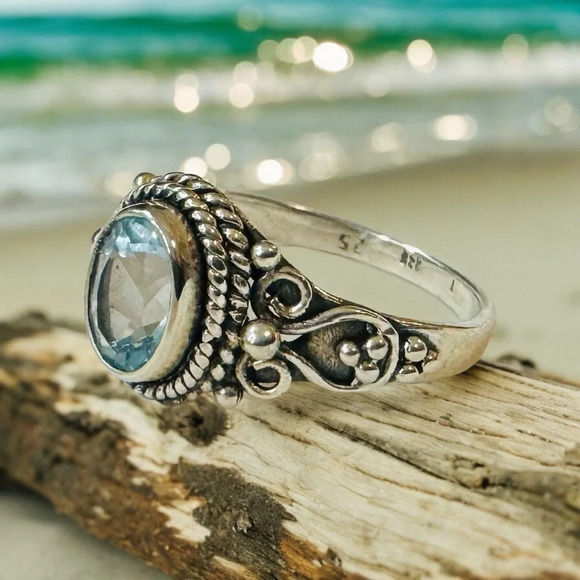 Blue Topaz Bali Sterling Silver Ring (7.75) - Picture 5 of 7